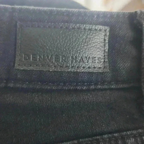 Denver Hays  Women's Plus Size Highrise Black Denim Jean Shorts Size 16 - Picture 8 of 9